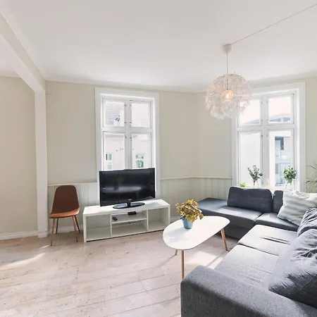 4 Sov Stor I Sentrum - 6 * Tønsberg