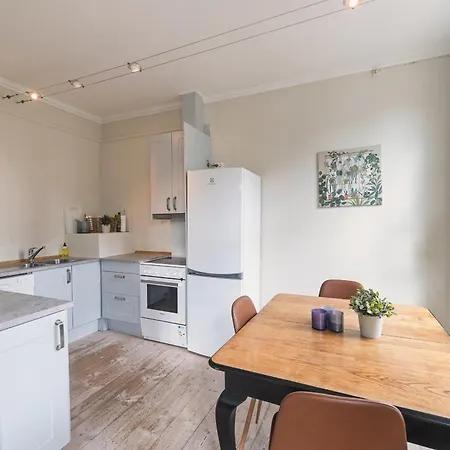 4 Sov Stor I Sentrum - 6 Tonsberg